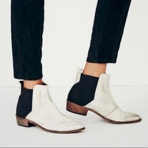Free People Dark Horse White Leather Ankle boots